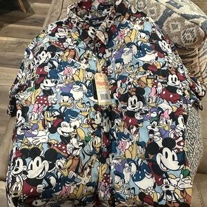 RSVLTS Disney short sleeve button down - Mickey and Friends